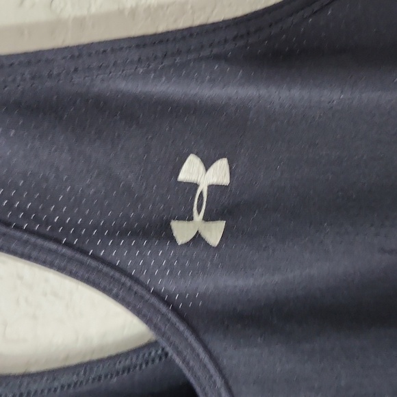 Under Armour Tank Top Womens Racerback Black fits a s/m see meaurments - Picture 2 of 7